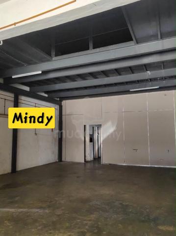 1.5 Storey Light Industry Warehouse for Rent Permatang Tinggi 1