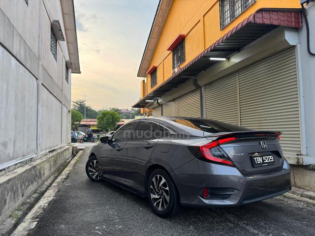 2017 Honda CIVIC 1.8 i-VTEC (A) - 3
