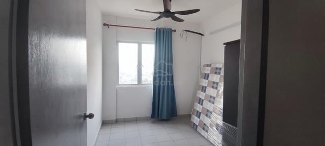 Apartmen Lili kuchai lama single room for rent 1
