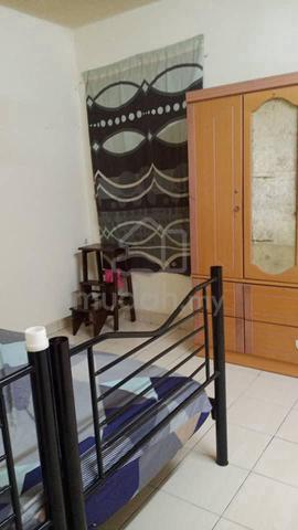 Bilik untuk disewa MAGNAVILLE CONDOMINIUM selayang 5