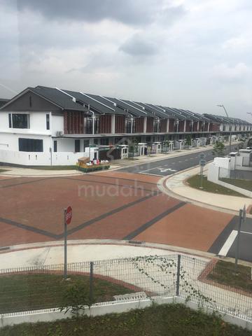 Elmina Valley 2 West Shah Alam 2 storey terraced house Freehold 1