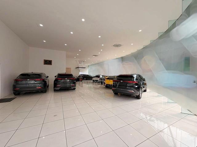 2 Stry Showroom | Commercial property | Warehouse KL City,Kuala Lumpur 1