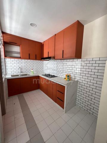 Townhouse Fully Renovated Sungai Ara / Bayan Lepas 1