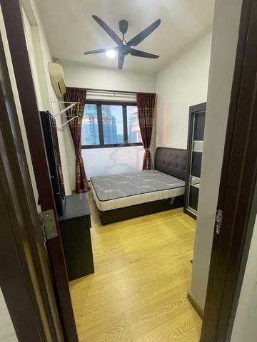 room rental country garden danga bay | CIQ | low Depo | direct owner 1