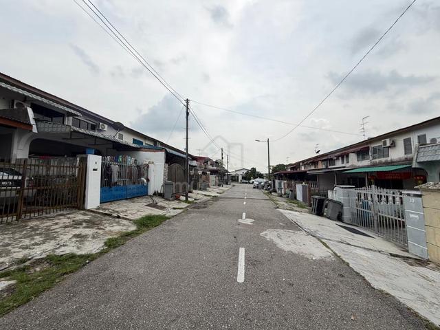 Cash out DAMAI JAYA jln makmur full loan 2 storey low cost extend ren 1