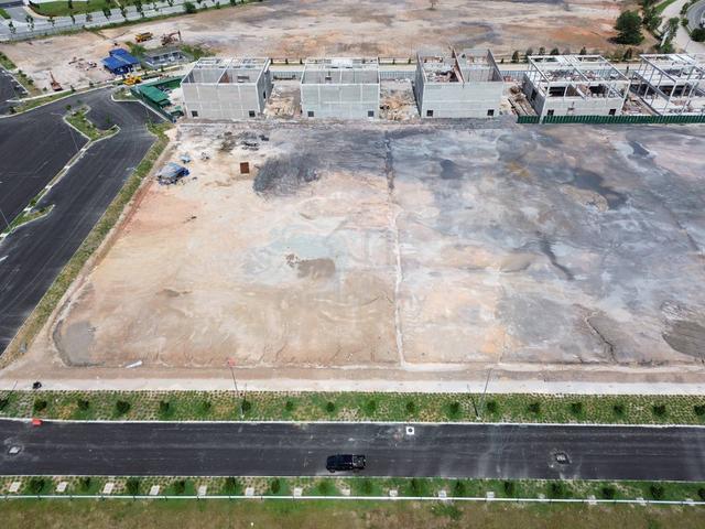 COMMERCIAL/PETROL LAND TERMURAH Bandar Enstek Nilai Sepang 2