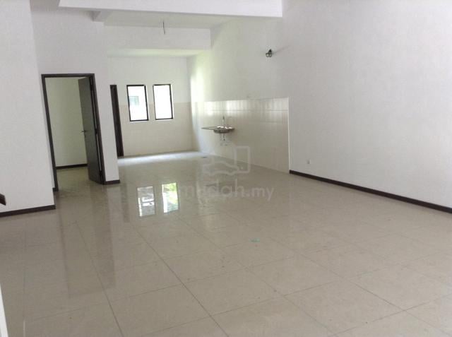 JALAN SOUTHBAY (SOUTHBAY RESIDENCE) , 3/terrace for sale - bu 3130sf 1