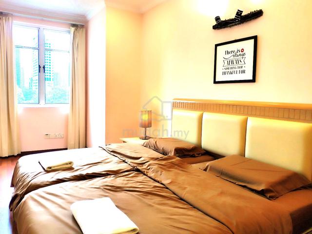 Holiday Place (D-Villa Residence) 1