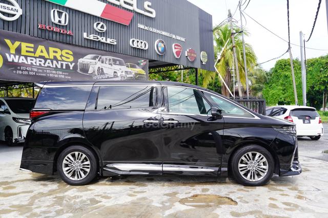 2025 Toyota ALPHARD 2.5 Z (A) LOW MILEAGE LIKE NEW - 2