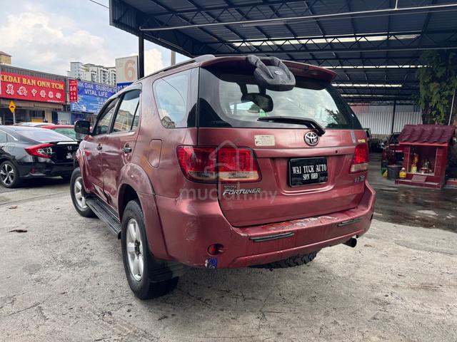 Toyota FORTUNER 2.5 G (M) Diesel Turbo - 2