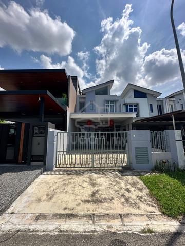 Hot Bukit Indah 10 @ 1.5 Storey Terrace 20x70 3Beds 2Baths Low Deposit 1