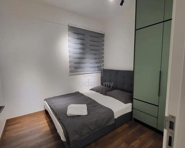 Medium Room Private Bathroom Full Furnished 1