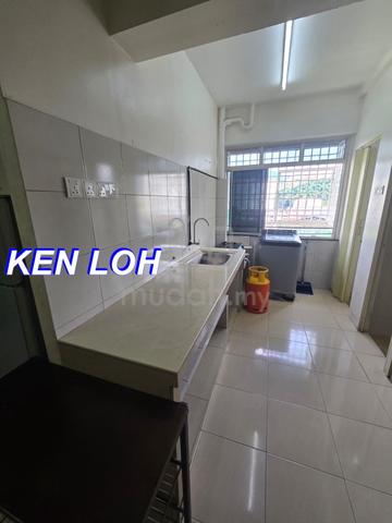 Sri Aman Block C (Sri Aman Block 1 & 3) 1
