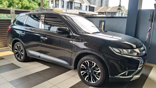 2021 Mitsubishi OUTLANDER 2,4 2.4L (A) - 2