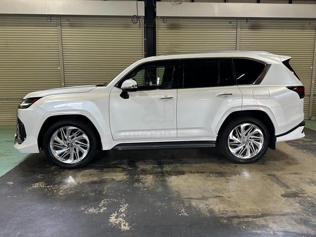 2022 Lexus LX600 Executive MODELLISTA ADVANCE PACK - 3