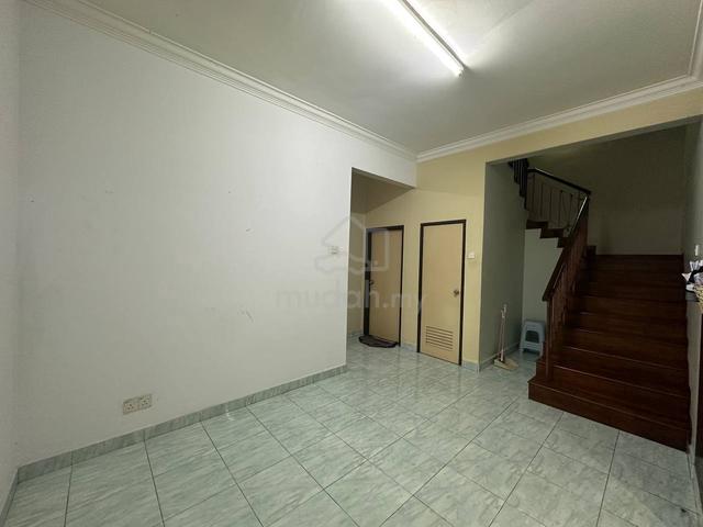 Taman Gaya Renovated 2 Storey House 24x70 Near Aeon IKEA Austin 2
