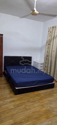 Bukit cheras master room is available  1