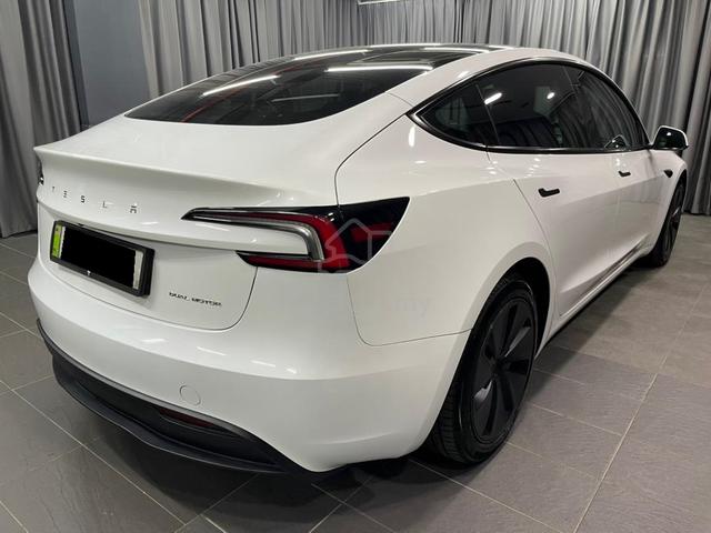 2023 Tesla Model 3 Long Range (A) Sedan - 4