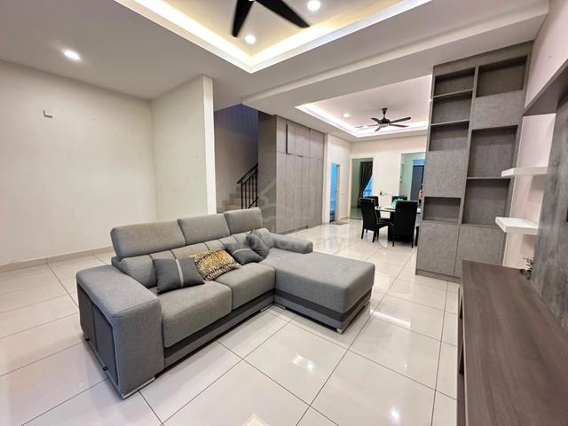 Eco Meadows G/Guarded All New Fully Renovate Luxury 2-Storey Terrace! 1