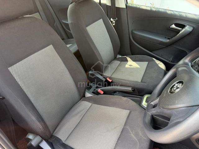 2016 Volkswagen VENTO 1.6 COMFORTLINE (A) - 4