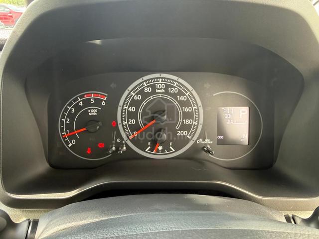 2026 Toyota HIACE 2.8 SLWB WINDOW VAN READY STOCK - 3