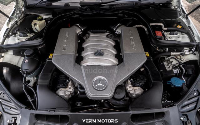2010 Mercedes Benz C63 AMG 6.2 - RESTORED - 5