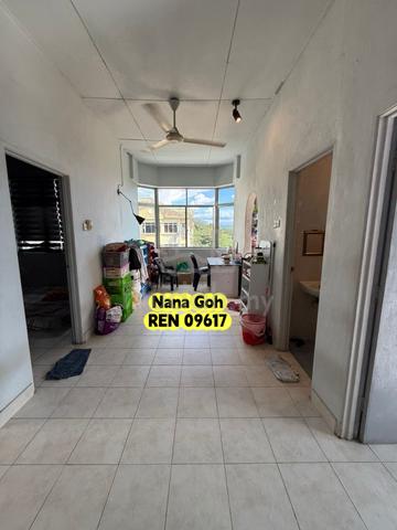 Bandar Sierra Apartment 1