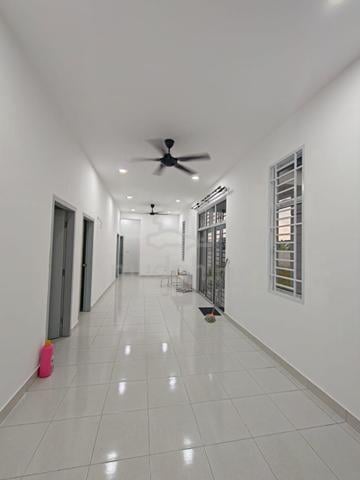 Bandar Putra Single Storey Terrace Corner/ IOI Mall/ Indahpura/ Senai 1