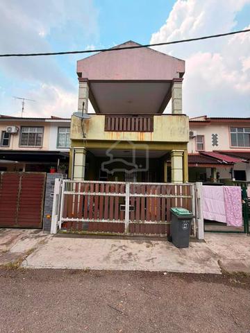 Fully Renovated 2 Storey Taman Puteri Wangsa Tiram 1