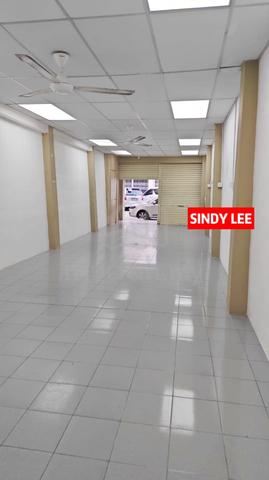 Shop Lot rent at Georgetown 1740sf commerical title 1