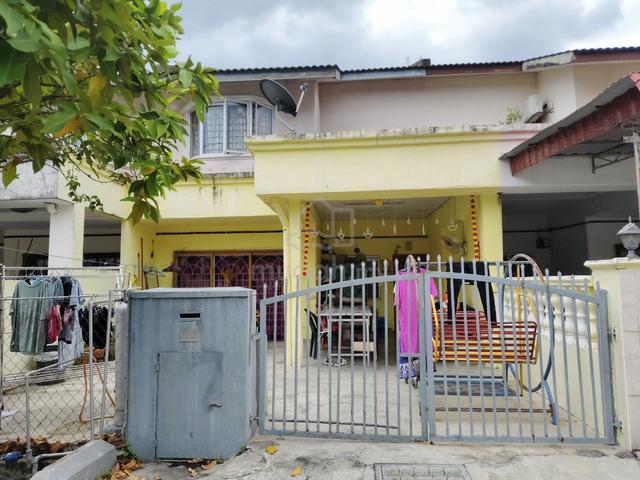 Double Storey Taman Puncak Utama Kajang for sale 1