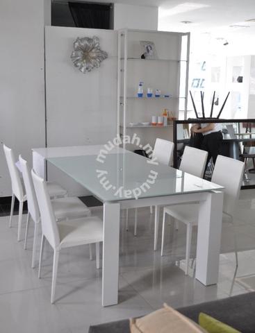 jaya glass dining table