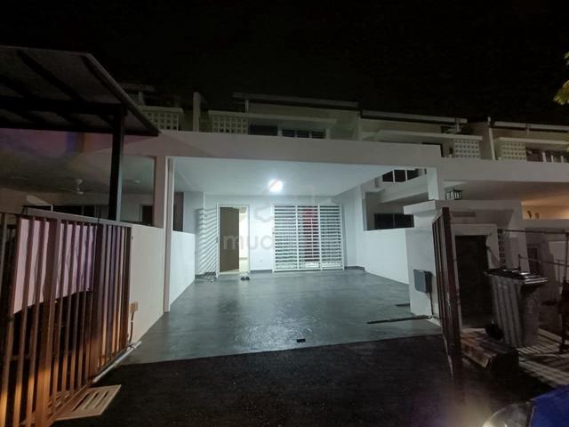 Sewa Double Storey Emilia Nilai Impian 1