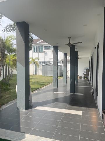 Gunung Rapat Corner House 1
