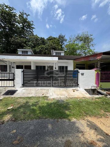Teres Setingkat Untuk Dijual Di Taman Timur, Kampar 1