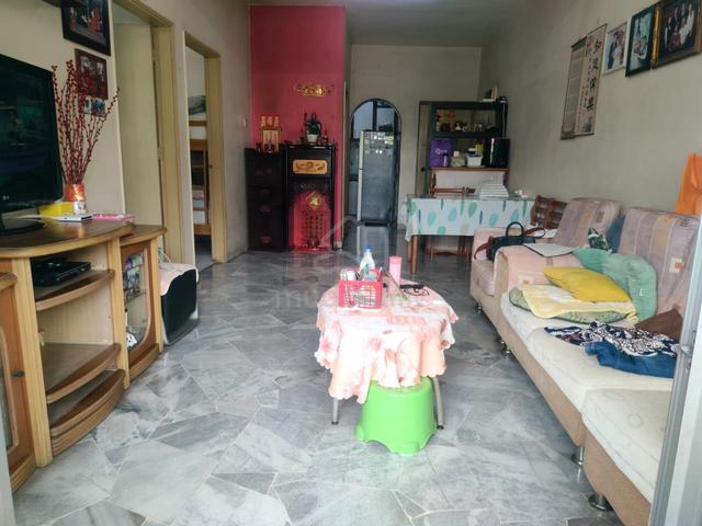 Shop Apartment Taman Lembah Maju Low Floor 3R 1B 1