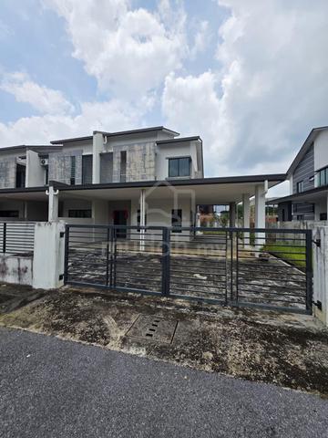Double Storey Terrace Corner 1