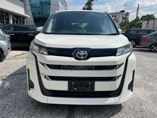 2022 Toyota NOAH 2.0 X✅8 SEATER✅FULL LOAN✅UNREG - 2