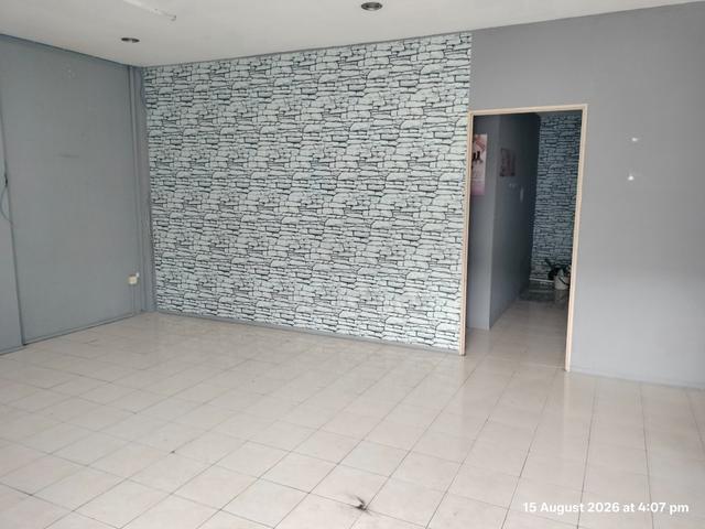 Seri kembangan ,Taman equine ,taman pinggiran putra ground floor shop 1