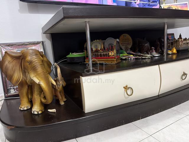 Carousel Image