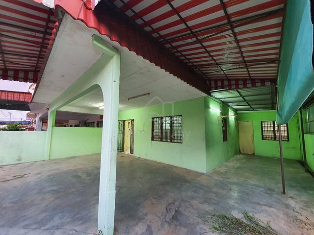 Tmn Bukit Kledang Endlot/3 bed 2 bath 1
