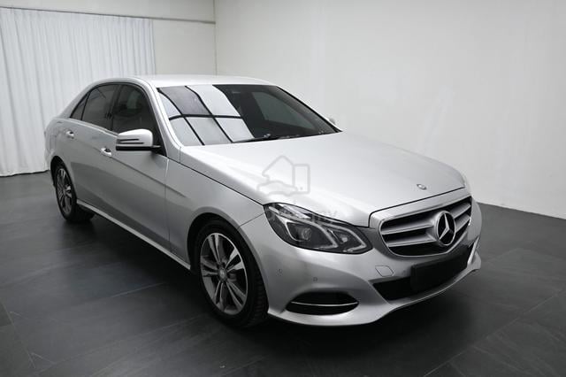 2013 Mercedes Benz E200 AVANTGARDE 2.0 TIPTOP - 3