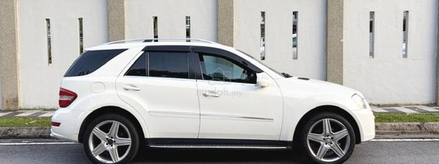 Mercedes Benz ML350 V6 3.5(A)AMG SPORT**ML300 - 3