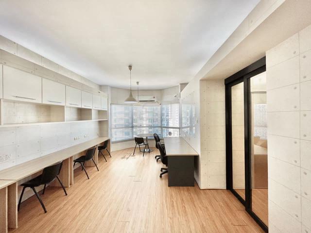 Gurney Tower Office Lot , 600sf , Sea view 1