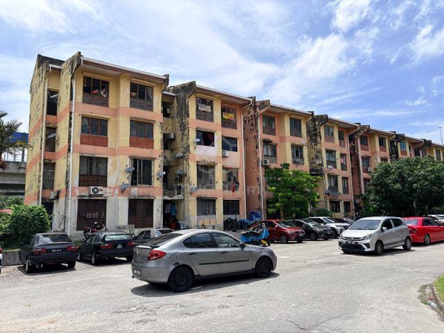 Tingkat 1 Flat Taman Dato' Ahmad Razali, Ampang for Sale 1