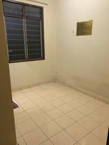 Bilik untuk disewa di Bandar Tasik Kesuma Fasa 9,Beranang,Selangor 1