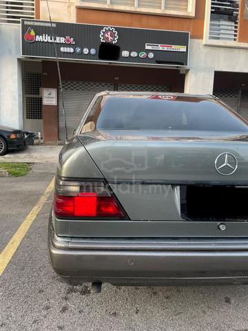 1995 Mercedes Benz W124 230E 2.3 (A) - 3