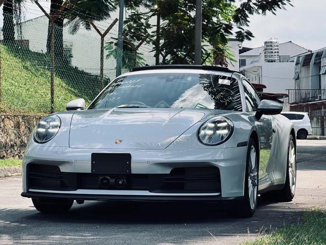 2025 Porsche 911 992.2 3.0 CARRERA (A) 2K mileage - 3