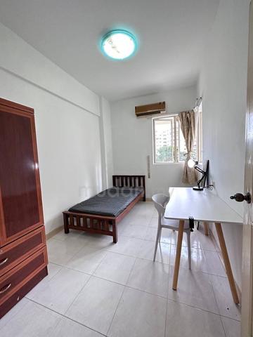 Single Room Near FIZ bayan Lepas Fully Furnished Ready to Movein 1