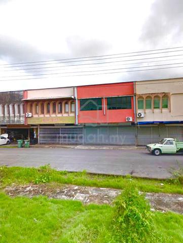 2 Storey Shophouses at Taman Wee & Wee, Kapor, Stapok, Kuching 1